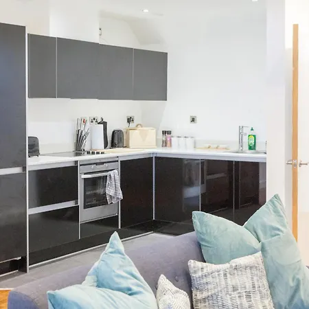 Centre Penthouse شقة