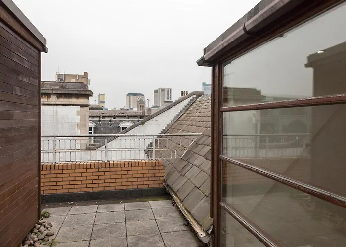 Centre Penthouse Apartment