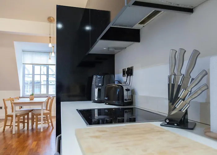 Centre Penthouse Apartment