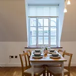 Centre Penthouse Lägenhet