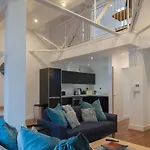 Centre Penthouse Lägenhet