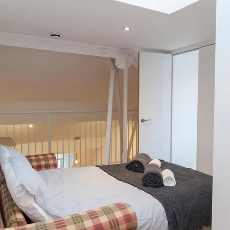 Centre Penthouse Apartament